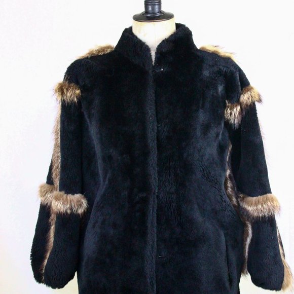 Designer Mouton sheep skin and racoon trim jacket - Picture 3 of 4